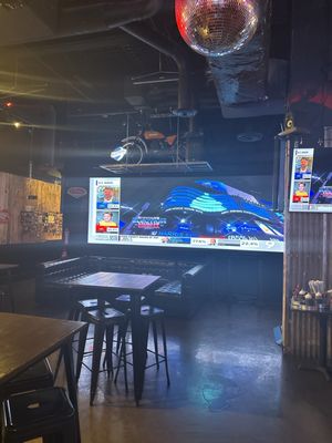 The Blind Pig by null