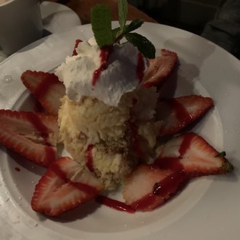 Cafe Rustica - Lemon pudding cake - French Near Me - Carmel Valley, California