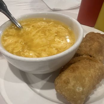 East China Inn - Egg roll and egg drop soup - Chinese Near Me - Aurora, Illinois