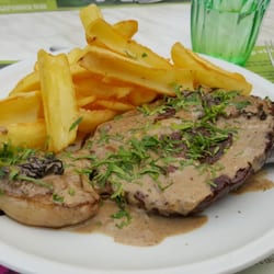 Le Moulin à  Poivre - Entrecote aux morilles tres bonne