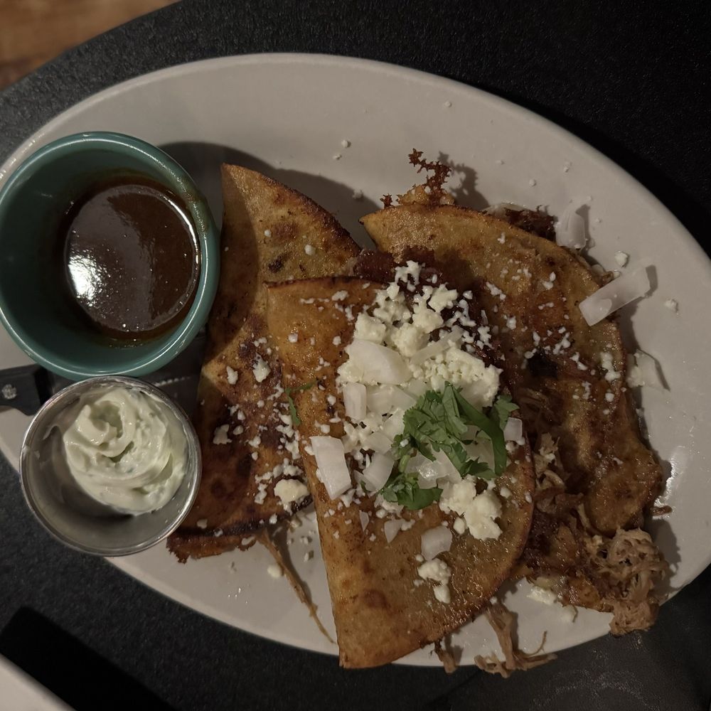 BoMallies - Birria tacos - New American Near Me - Sheboygan, Wisconsin