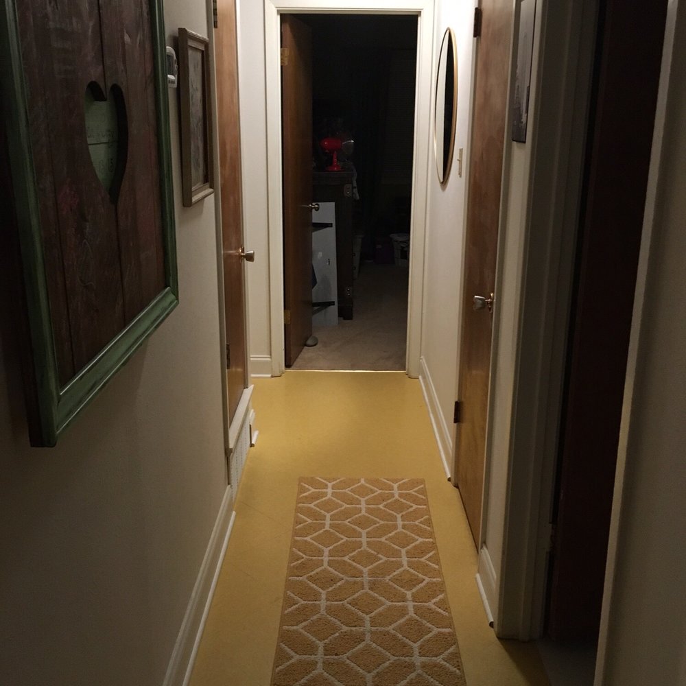 Floors To Go Texas - a long hallway with a rug - Flooring Near Me - Fort Worth, Texas Floors To Go Texas - a long hallway with a rug - Flooring Near Me - Fort Worth, Texas