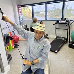 305 Medical & Rehab Center