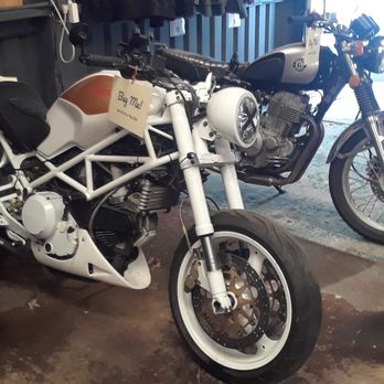 Wolfsmiths Heights - Motorcycle Dealers Near Me - Houston, Texas