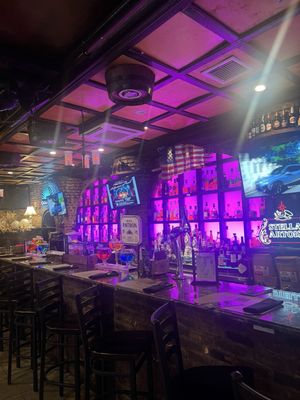 VIVO Tapas KITCHEN • LOUNGE by null