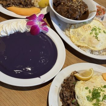 Ludi's Restaurant & Lounge - Ube pancakes, sisig-silog, and oxtail silog! - American Near Me - Seattle, Washington Ludi's Restaurant & Lounge - Ube pancakes, sisig-silog, and oxtail silog! - American Near Me - Seattle, Washington
