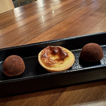 Partage - Complimentary desert--arrived after our main desert - French Near Me - Las Vegas, Nevada