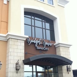 Bridget Davis Salon - Chic new salon featuring American Board Certified Haircolorist.