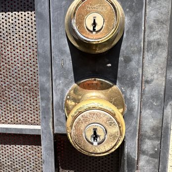Special Locksmith - Security screen needing to be unlocked. Special got it open in under a minute! - Keys & Locksmiths Near Me - Los Angeles, California