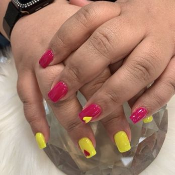 Diamond Nails Salon - Spring nail set - Nail Salons Near Me - Los Banos, California Diamond Nails Salon - Spring nail set - Nail Salons Near Me - Los Banos, California