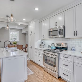 Sunset Kitchens and Baths - Catonsville Kitchen - General Contractors Near Me - Catonsville, Maryland Sunset Kitchens and Baths - Catonsville Kitchen - General Contractors Near Me - Catonsville, Maryland