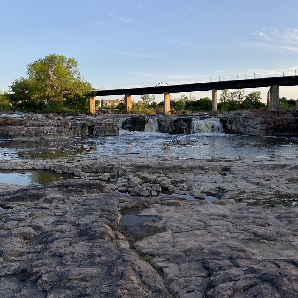 Falls Park - Parks Near Me - Sioux Falls, South Dakota Falls Park - Parks Near Me - Sioux Falls, South Dakota