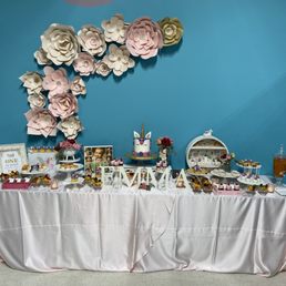 Sweet table