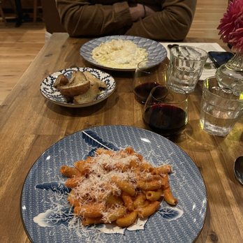 Fede - Rigatoni ala vodka and creste di gallo - Italian Near Me - Astoria, Oregon Fede - Rigatoni ala vodka and creste di gallo - Italian Near Me - Astoria, Oregon