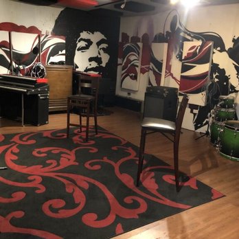 Live Musicians Co-op - Main tracking room of the recording studio - Recording & Rehearsal Studios Near Me - Santa Rosa, California Live Musicians Co-op - Main tracking room of the recording studio - Recording & Rehearsal Studios Near Me - Santa Rosa, California