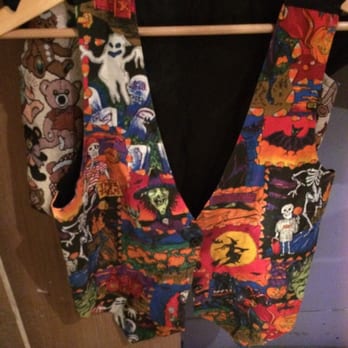 Dublin Vintage Factory - I needed this in my life, total horror/halloween addict - Used, Vintage & Consignment Near Me - Dublin, D Dublin Vintage Factory - I needed this in my life, total horror/halloween addict - Used, Vintage & Consignment Near Me - Dublin, D