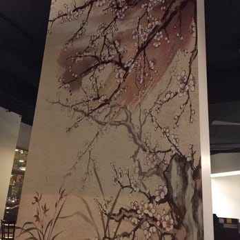 Tanoshii West Loop - A beautiful cherry blossom mural. - Japanese Near Me - Chicago, Illinois