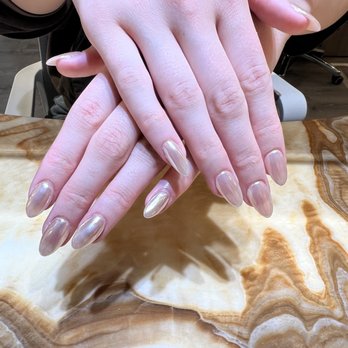 Magnifique Nail Salon - Nail Salons Near Me - Chicago, Illinois Magnifique Nail Salon - Nail Salons Near Me - Chicago, Illinois
