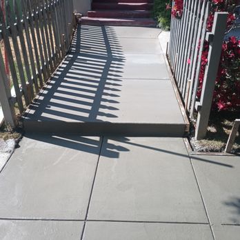 Illice Concrete - Pathway - Masonry/Concrete Near Me