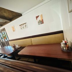 Victoria's Family Restaurant - Booths available