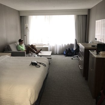 Courtyard by Marriott Toronto Downtown - Guest room - Hotels Near Me - Toronto, Ontario Courtyard by Marriott Toronto Downtown - Guest room - Hotels Near Me - Toronto, Ontario