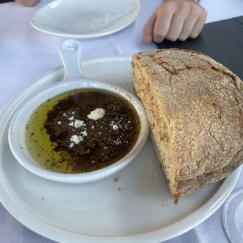 Casa La Luna - Free bread and oil! - Italian Near Me - Cleveland, Ohio