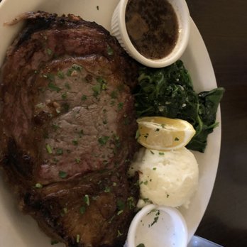 Barefoot Cafe - Prime rib with spinach and mashed potatoes - Bars Near Me - Fairfax, California Barefoot Cafe - Prime rib with spinach and mashed potatoes - Bars Near Me - Fairfax, California