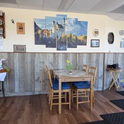 HJ German Corner - Interior