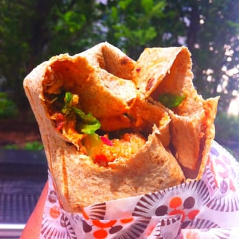 Protein Bar & Kitchen - Chicken chili bar-rito with quinoa from Protein Bar. - Vegan Near Me - Chicago, Illinois Protein Bar & Kitchen - Chicken chili bar-rito with quinoa from Protein Bar. - Vegan Near Me - Chicago, Illinois