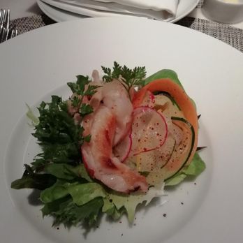 La Boutique DALLOYAU - Lobster salad w veggies and a mango dressing - Desserts Near Me - Hong Kong, HK