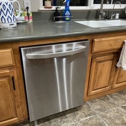 Ruffoni's Home Appliance