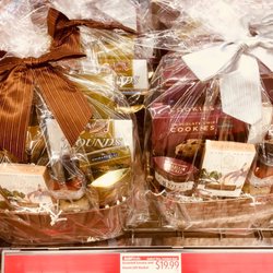 ALDI - Ghirardelli gift baskets $20