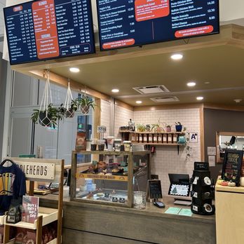 Fiddleheads Coffee - Interior - Coffee & Tea Near Me - Milwaukee, Wisconsin