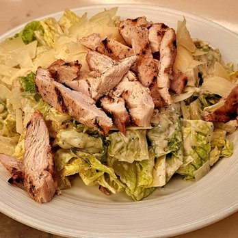 EE TO LEET KE Grill - Crisp & fresh chicken Caesar Salad - American Near Me - Immokalee, Florida EE TO LEET KE Grill - Crisp & fresh chicken Caesar Salad - American Near Me - Immokalee, Florida