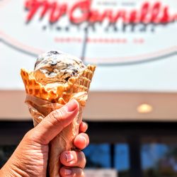 McConnells Fine Ice Creams - Sweet Creamy Caramel Brownie and Early Grey with Shortbread Cookie
