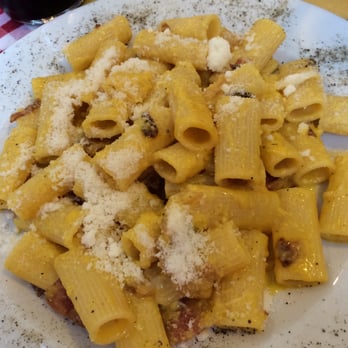 La Vacca M'Briaca - pasta carbonara - Roman Near Me - Rome, RM La Vacca M'Briaca - pasta carbonara - Roman Near Me - Rome, RM
