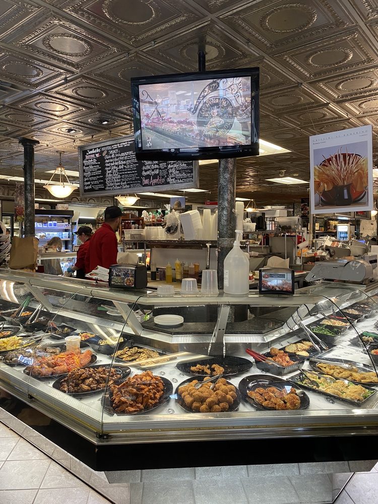 Crime and Cuisine on Federal Hill Tour