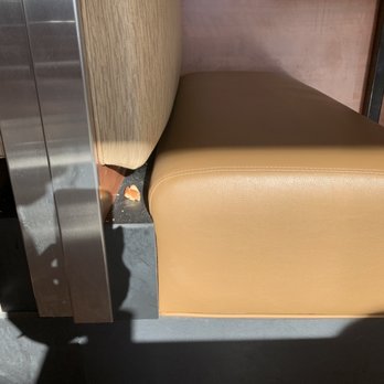 Wendy's - Inside of Wendy's - Fast Food Near Me - Palmdale, California