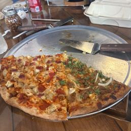 Forgot to take pictures before! Borracha pizza and buffalo pizza. Yum! Forgot to take pictures before! Borracha pizza and buffalo pizza. Yum!