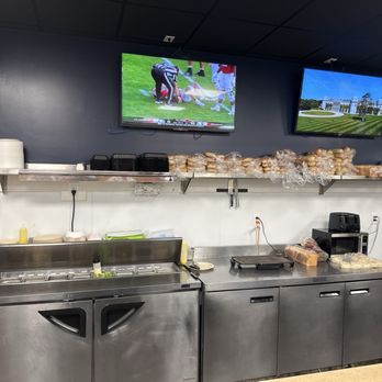 Hometown Grill - Clean kitchen! - Breakfast & Brunch Near Me - Palmyra, Virginia