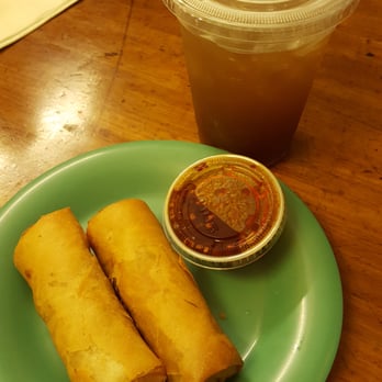 Saffron Thai - Vegetarian eggrolls and homemade ginger ale - Thai Near Me - San Diego, California