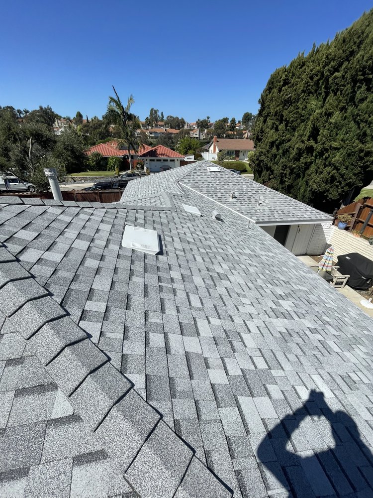 Slide of Estrada Roofs