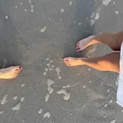 Island Nails