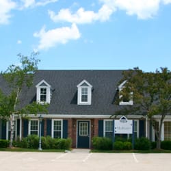 Wisconsin Family and Sports Chiropractic - We're conveniently located directly on Port Washington Road! Enter the office through the door on the right!