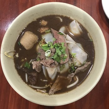 Ras Noodle - Beef Boat Noodle, is flavorful - Thai Near Me - Los Angeles, California