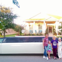 Fresch Limousine Services