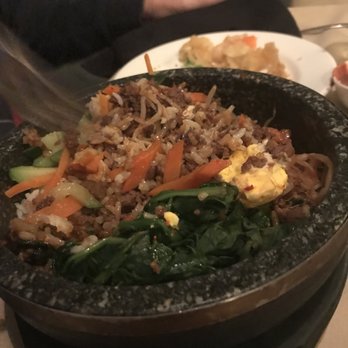 Tea Tree Asian Bistro - Sushi Bars Near Me - Perrysburg, Ohio