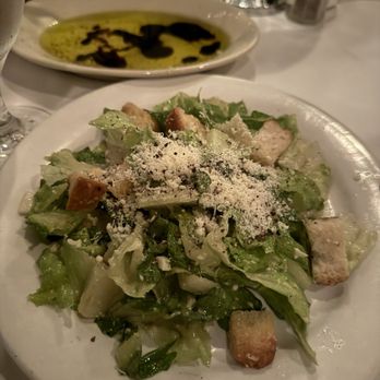 Paul Manno's Cafe - Italian Near Me - Chesterfield, Missouri