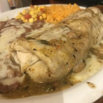 Mi Mexico Restaurant - Chili verde burrito - Mexican Near Me - Bakersfield, California Mi Mexico Restaurant - Chili verde burrito - Mexican Near Me - Bakersfield, California