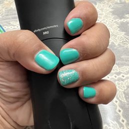 Gel (#666, mint tint or minted tint) lavender spa manicure Gel (#666, mint tint or minted tint) lavender spa manicure